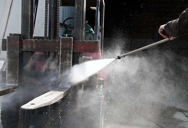 Best Deck Pressure Washing  in Pembroke Park, FL